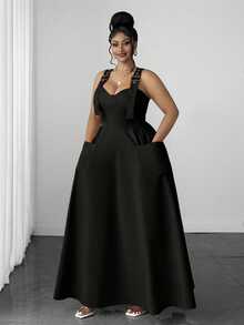 Maweii Fashionable Sexy Charming Metal Buckle Shirred Plus Size Cami Dress, Daily Fashion Dress, New Plus Size Dress - Black - View 1