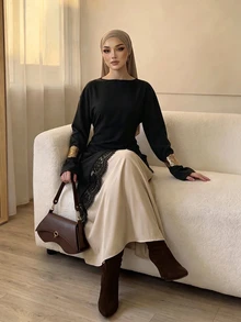 Celisse Atasan Wanita Lengan Panjang Model Longgar dengan Hem Asimetris dan Hiasan Renda, Model Baru untuk Awal Musim Gugur - Hitam - View 7