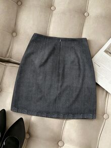 SHEIN Franclia 時尚新款春夏秋冬高腰百褶牛仔效果印花不對稱下擺中長裙，通勤穿搭，商務辦公 - 深灰色 - 查看 2