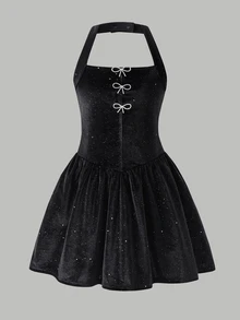 SHEIN 少女黑色亮片天鵝絨方領洋裝，復古方領，裝飾三顆水鑽蝴蝶結，高腰抓皺A字迷你裙，精緻亮片布料質感，方領無袖設計凸顯俐落優雅，適合生日派對、舞台表演、節日拍照、外出，氣質小黑裙 - 黑色 - 查看 4