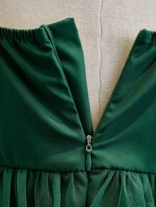 女童藍色正式洋裝，露肩網紗大裙擺優雅禮服，輕盈柔軟面料，適合度假、畢業、開學、婚禮季、各種派對與正式場合 - 墨綠色 - 查看 6