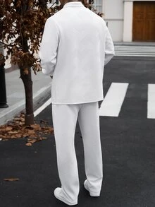 Manfinity CasualCool 男士針織紋理前開鈕扣設計 白色經典百搭秋冬休閒夾克 2件套 - 白色 - 查看 2