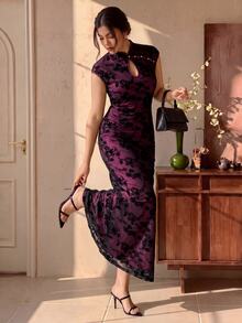 EastFlair Plus Size Women's Floral Flocked Mesh Fitted Elegant Chinese Style Dress - Black - View 1