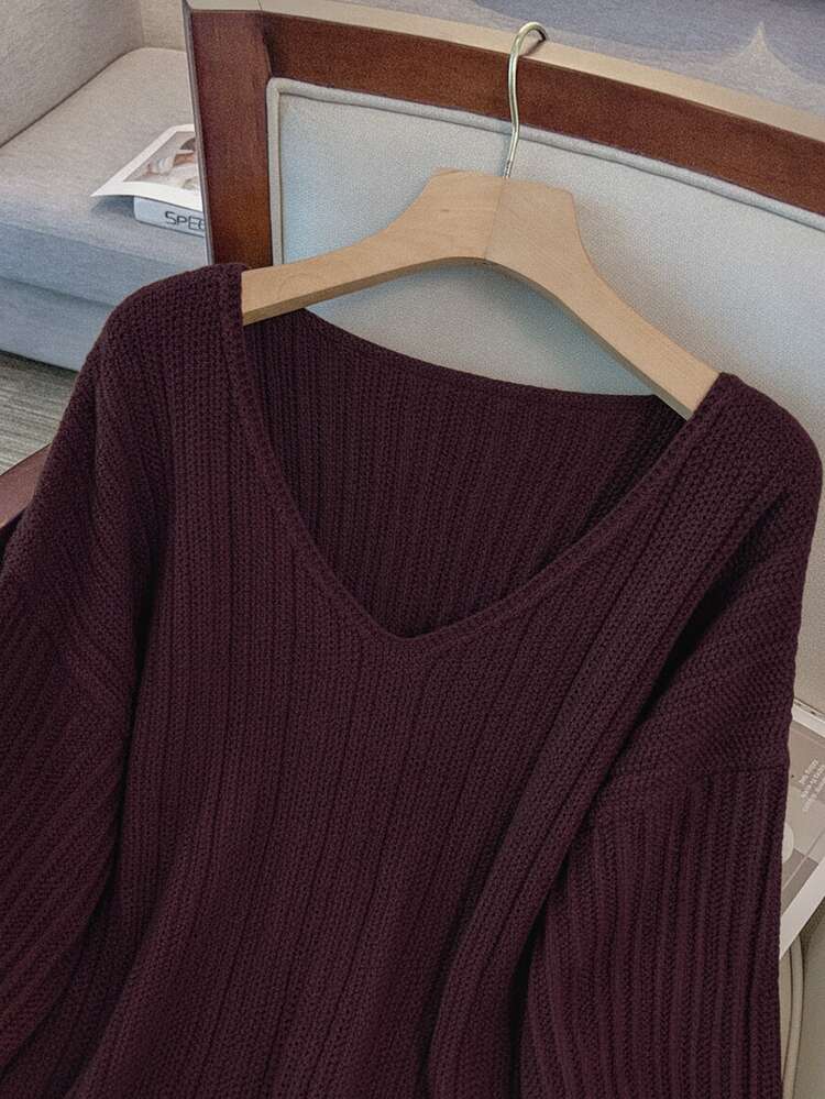 GlowEve CURVE Plus Size Elegant V-Neck Drop Shoulder Long Sleeve Pullover Sweater - Burgundy - View 6
