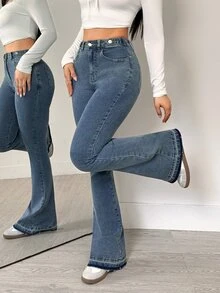 Flexra Women's Hot Girl Street Style Button Pocket Flared Jeans - Light Wash - View 5