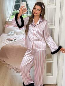 SweetSlumber Conjunto de Pijama Feminino com Listras, Cetim, Contraste de Cores, Acabamento em Pele, Frente Aberta e Lapela, Doce e Fofo - Multicolorido - Visão 6