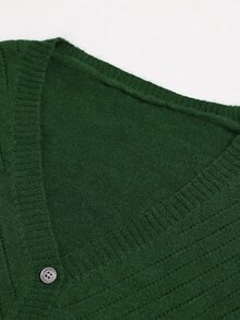 Linhara CURVE Cardigan Wanita Ukuran Besar Warna Polos Kasual Serbaguna untuk Pemakaian Sehari-hari di Musim Dingin - Hijau - View 4
