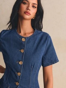Poéselle Women's Round Neck Metal Single-Breasted Short Sleeve Denim Top - Medium Wash - View 4