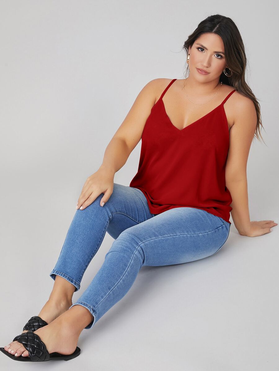SHEIN BASICS 大尺碼純色細肩帶背心上衣 夏季女款上衣 夏日穿搭 - 紅色 - 查看 1