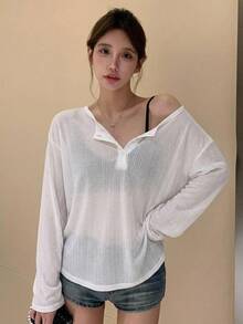 DAZY 女款百搭甜美鈕扣半開襟長袖T恤 - 白色 - 查看 4