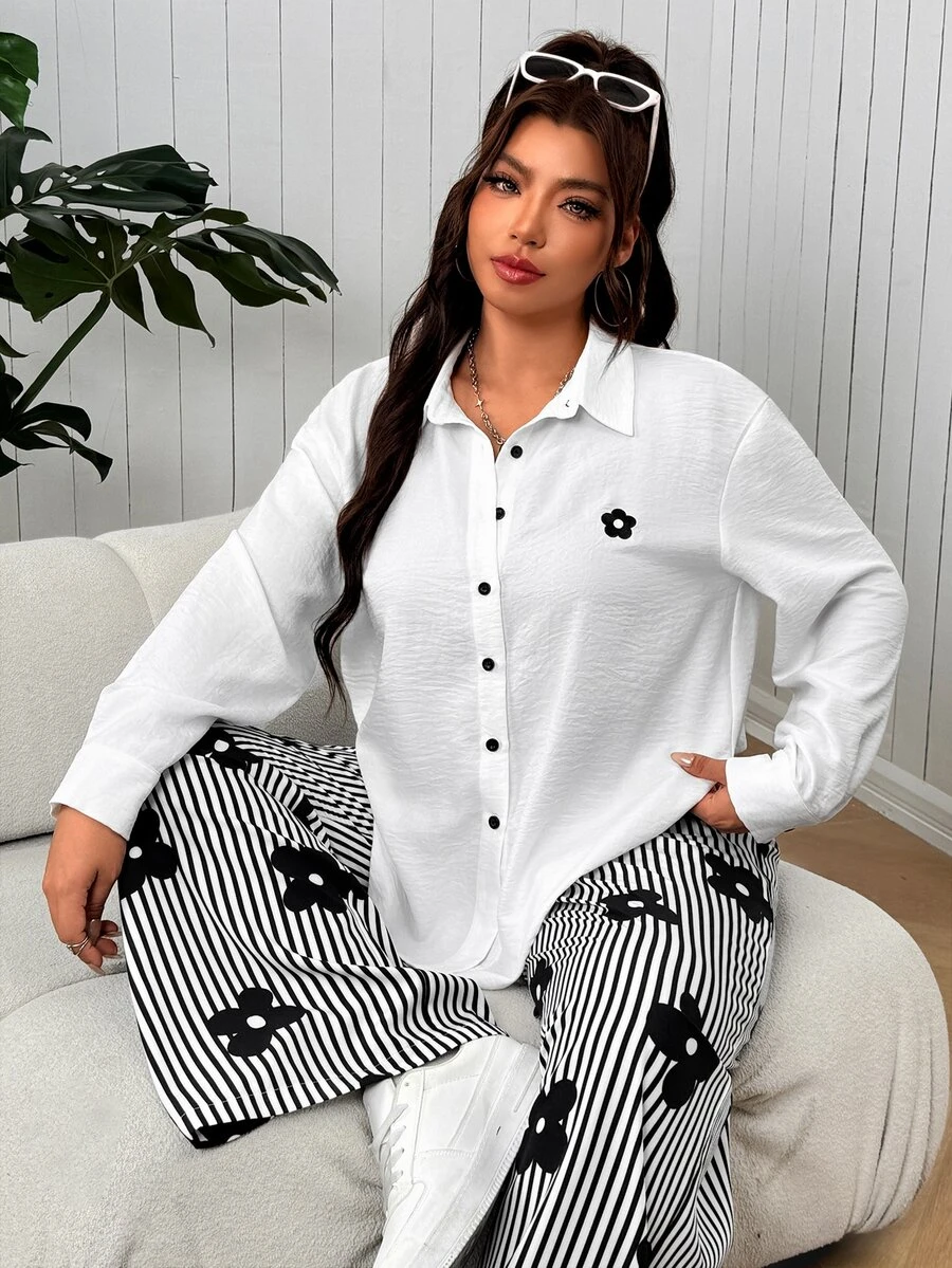 SHEIN EZwear 大尺碼女款花卉印花長袖上衣與條紋長褲休閒日常兩件套 - 黑與白 - 查看 1