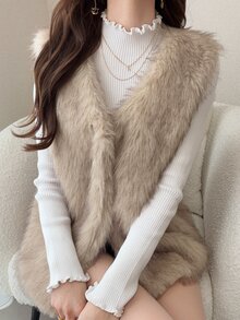 FRIFUL Women's Solid Color Fashion Versatile Winter Faux Fur Vest - Apricot - View 7