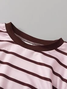 SHEIN Tween女孩條紋短袖上衣與長褲兩件套，粉色底棕色條紋圓領短版上衣，抽褶腰頭，搭配條紋長褲，適合日常上學、社區散步、短途旅行、拜訪親友 - 粉色 - 查看 4