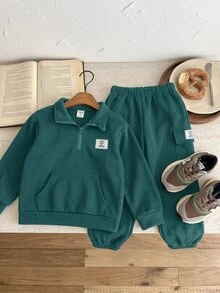 SHEIN 兒童 2件組小男孩休閒套裝－立領套頭連帽衛衣與保暖內裡秋季長褲，適合冬季、學校、返校季，舒適套裝 - 綠色 - 查看 3