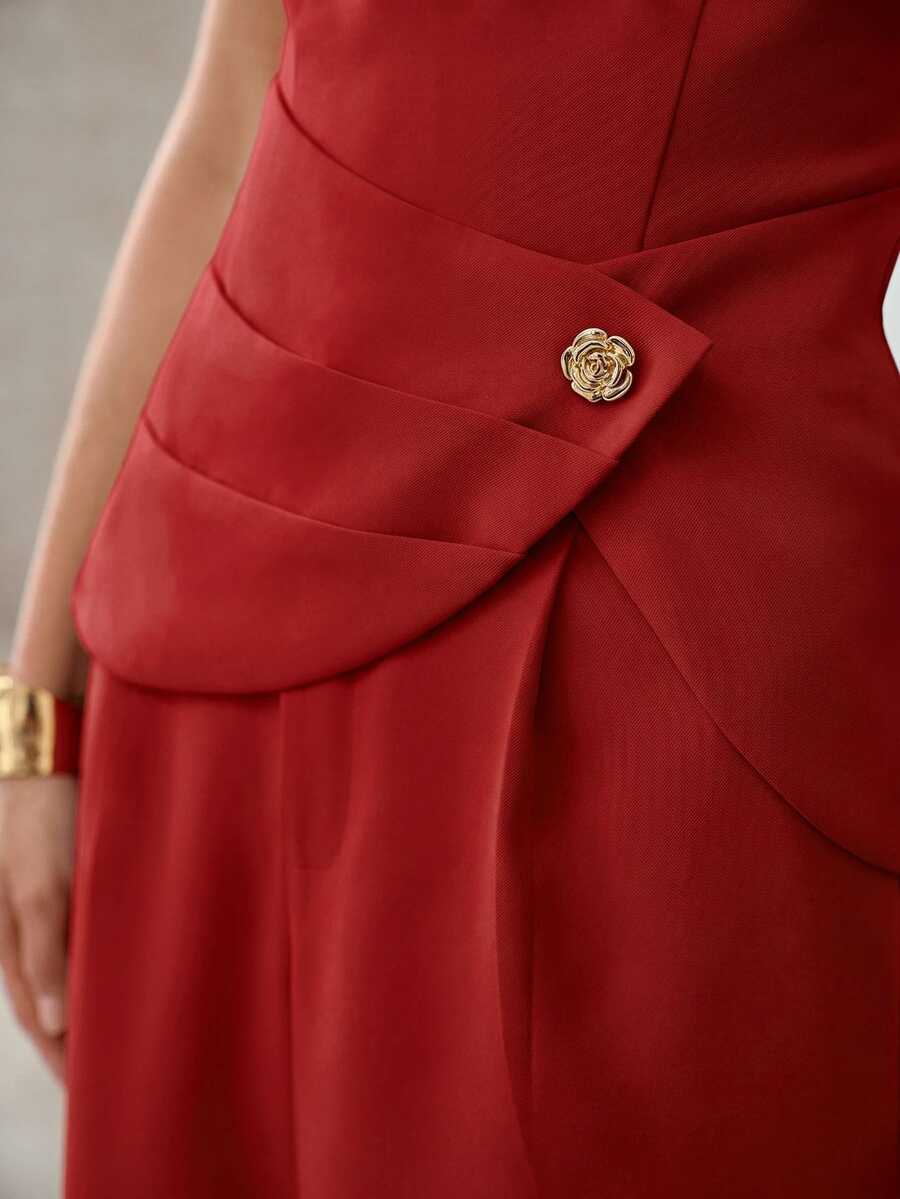 MOTF PREMIUM STRAPLESS SLIMMING ELEGANT CASUAL ROSE BUTTON DECOR COMMUTE 2 PIECES SET - Red - View 2