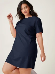 SHEIN BASICS 大尺碼女款短袖純色T恤洋裝 夏季休閒連身裙 - 藏蓝色 - 查看 3