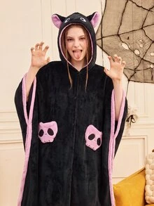 SHEIN Halloween Women's Cute Little Devil Cartoon Patchwork Flannel Hooded Cape, Home Slouchy Shawl Nap Blanket - Multicolor - View 3