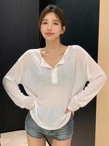 DAZY 女款百搭甜美鈕扣半開襟長袖T恤 - 白色 - 查看 1