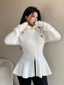 Feyla Women's Knight Graphic Zipper Casual Versatile Daily Long Sleeve Sweater - White - View 4