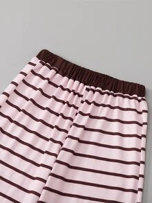 SHEIN Tween女孩條紋短袖上衣與長褲兩件套，粉色底棕色條紋圓領短版上衣，抽褶腰頭，搭配條紋長褲，適合日常上學、社區散步、短途旅行、拜訪親友 - 粉色 - 查看 8