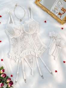SHEIN 女款性感內衣套裝（鋼圈內衣、丁字褲、2雙魚網襪）3件組 - 白色 - 查看 1