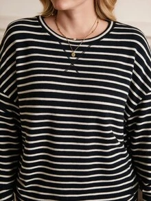 SHEIN BASICS Plus Size Casual Striped Sweatshirt, Autumn/Winter - Black and White - View 6