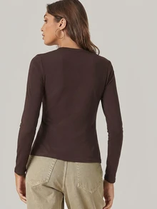 SHEIN BASICS 女款休閒百搭純色修身長袖T恤上衣 白色 - 棕色 - 查看 2