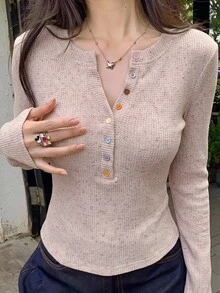 DAZY 春夏秋奶油黃彩虹彩色鈕扣裝飾修身長袖女款T恤 - 淺粉色 - 查看 5