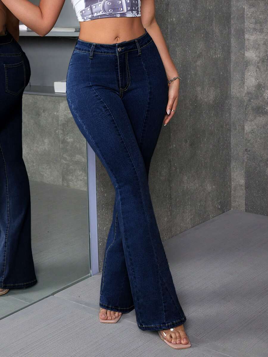 SHEIN CURVE+ Plus Size Women's Stretch Denim Flare Leg Pants - Dark Wash - View 1