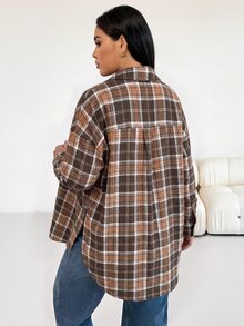 SHEIN Essnce 大尺碼女款格紋落肩單排扣休閒寬鬆襯衫 - 棕色 - 查看 2