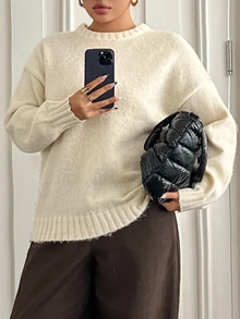 Dazy Plus Solid Color Loose Round Neck Pullover Knit Sweater, Brushed Thickened Autumn/Winter Casual Old Money Vacation Sweater - Beige - View 3