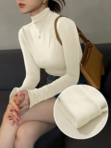 Livesso Petite Women's Comfortable Minimalist Versatile Long Sleeve T-Shirt For Daily Wear - White - View 9