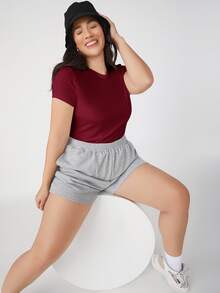SHEIN BASICS 大尺碼純色修身T恤女款夏季上衣套裝 - 酒紅色 - 查看 6