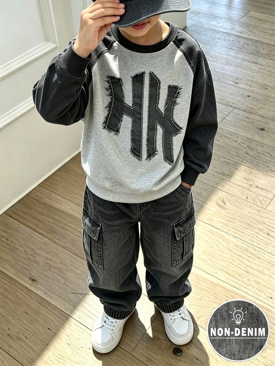 2件組小男孩時尚簡約舒適圓領衛衣與工裝褲套裝,簡約酷感英文字母滿版印花設計,適合假期聚會、派對,休閒舒適,小男孩春夏秋冬首選,時尚休閒穿搭,街頭風,外出休閒套裝,返校派對 - 彩色 - 查看 1