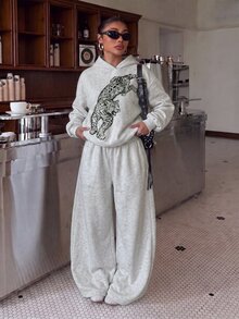 SHEIN 青少年女孩休閒極簡寬鬆舒適連帽衛衣，適合秋冬日常穿著、外出、運動、返校、音樂節，美式街頭風，甜酷慵懶休閒時尚 - 彩色 - 查看 5