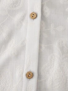 SHEIN 女童白色紋理仿刺繡兩件套，領口印花長袖襯衫搭配同布料鬆緊腰寬腿褲，親膚面料，休閒隨性風格，春/秋日常街頭通勤穿搭，小眾設計極簡套裝 - 白色 - 查看 4