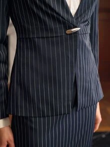 MOTF PREMIUM BLAZER GARIS-GARIS RAPI DENGAN SATU KANCING - Navy Blue - View 3