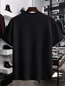 Manfinity Homme Men's Textured Chest Patch Short Sleeve T-Shirt - Black - View 2