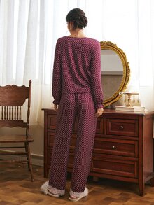 Côtesoire Set Piyama Wanita Motif Polkadot Romantis Prancis dengan Warna Kontras dan Patchwork Renda, Lengan Panjang dan Celana Panjang - Burgundy - View 2