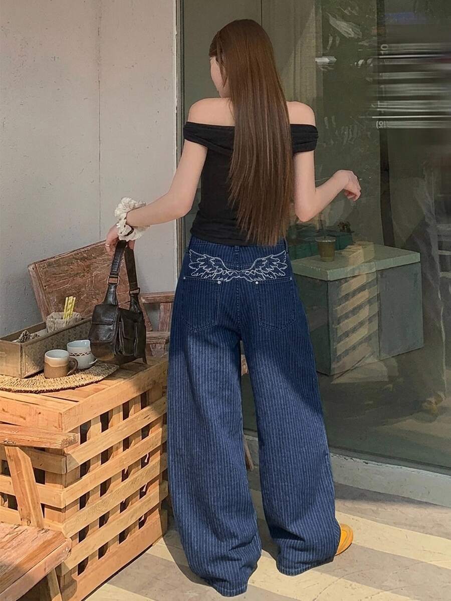 DAZY Women's Loose Embroidered Korean Style Washed Denim Jeans, Versatile For Spring And Summer - Blue - View 1