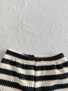 SHEIN Playful Pals 2件組女嬰針織衛衣 單面保暖內裡 半拉鍊上衣 休閒經典百搭 2件套 - 黑與白 - 查看 8