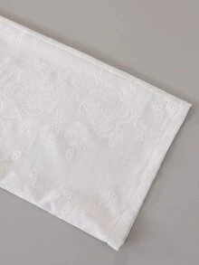 SHEIN 女童白色紋理仿刺繡兩件套，領口印花長袖襯衫搭配同布料鬆緊腰寬腿褲，親膚面料，休閒隨性風格，春/秋日常街頭通勤穿搭，小眾設計極簡套裝 - 白色 - 查看 6