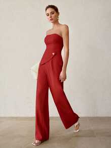 MOTF PREMIUM STRAPLESS SLIMMING ELEGANT CASUAL ROSE BUTTON DECOR COMMUTE 2 PIECES SET - Red - View 5
