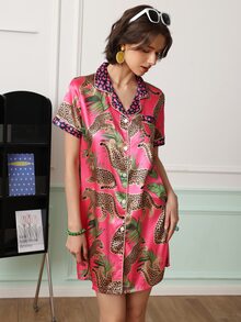 Chillnights Gaun Tidur Wanita Satin Motif Leopard Kasual Muda dengan Blok Warna dan Kancing di Kerah - MultiWarna - View 6