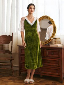 Côtesoire Women's French Romantic Court Style Velvet Contrast Color Lace Loose Nightgown - Olive Green - View 3