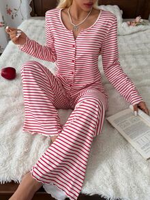 SHEIN Setelan Piyama 2 Potong Wanita dengan Kancing Depan Leher V, Atasan Lengan Panjang Motif Garis Minimalis Modis dan Celana Panjang - Burgundy - View 4