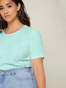 SHEIN BASICS 大尺碼純色圓領T恤 夏季上衣 正式度假風 淺藍色 休閒傳統款 - 薄荷綠 - 查看 5