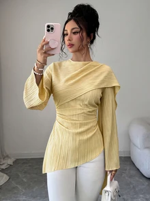 Elenzga 深棕色女款抓褶裹身式上衣，不對稱下擺與超長喇叭袖設計，休閒上衣，適合通勤、購物與約會 - 淡黃色 - 查看 7