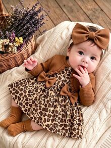 SHEIN Playful Pals 女童豹紋荷葉邊蝴蝶結前襟長袖兩件式套裝，假兩件式羅紋針織可愛秋季穿搭 - 彩色 - 查看 1