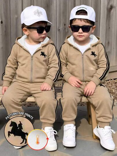 Young Boys 2pcs Set Minimalist Casual Contrast Color Striped Horse Print Hooded Zip-Up Fleece Sweatshirt Jacket & Striped Horse Print Sweatpants Soft Outfit Suitable For Outings In Autumn/Winter